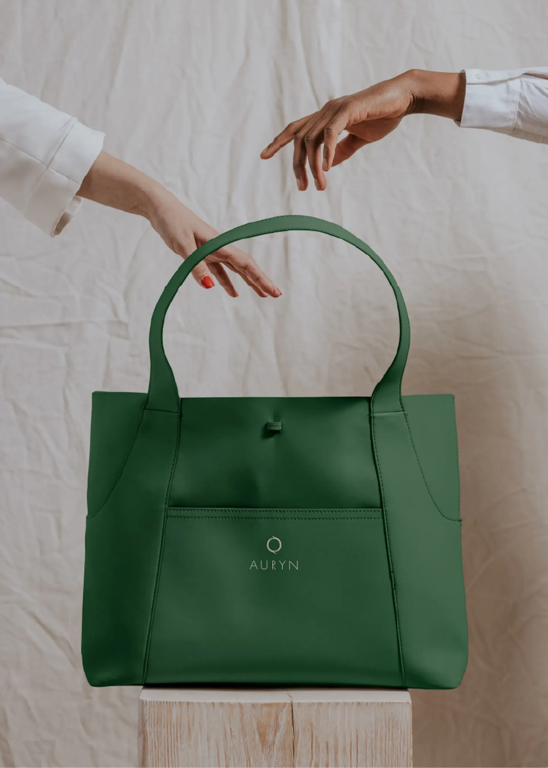 Ander Janín – Proyecto de diseño gráfico – Auryn Ander Janín - Proyecto de diseño gráfico - Auryn